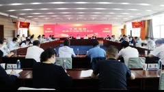 5月24日，甘肅建投黨委召開中心組學(xué)習會議。會議組織學(xué)習習近平總書記在慶祝中國共產(chǎn)主義青年團成立100周年大會上的講話精神，和在中央政治局第三十八次集體學(xué)習時的講話精神，中央政治局常委會5月5日會議精